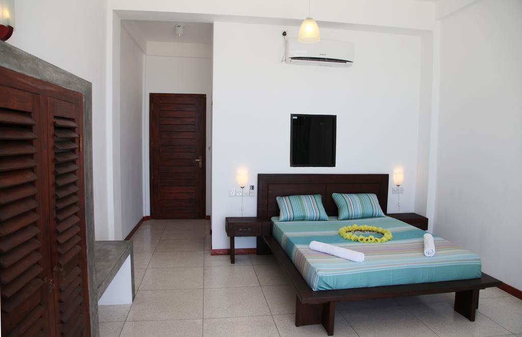 Aqua Marine Beach Resort Pasikuda Pokój zdjęcie