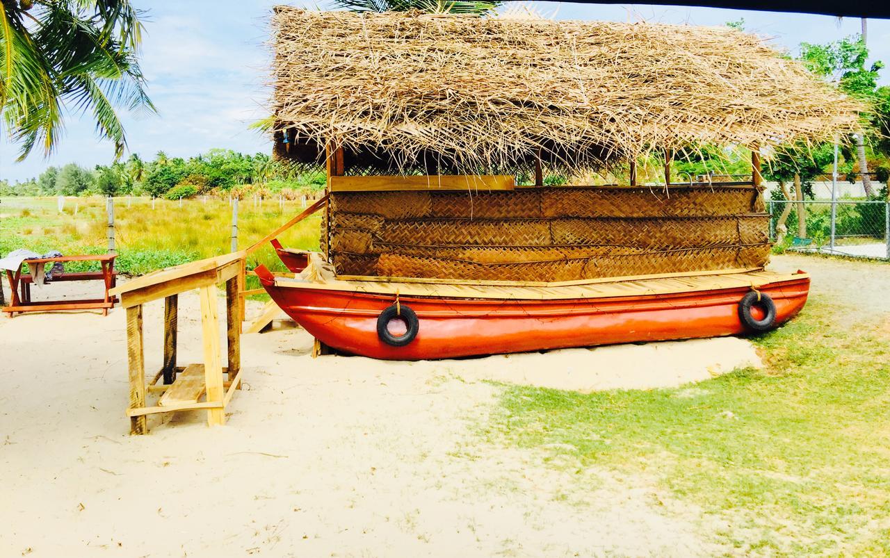 Aqua Marine Beach Resort Pasikuda Zewnętrze zdjęcie