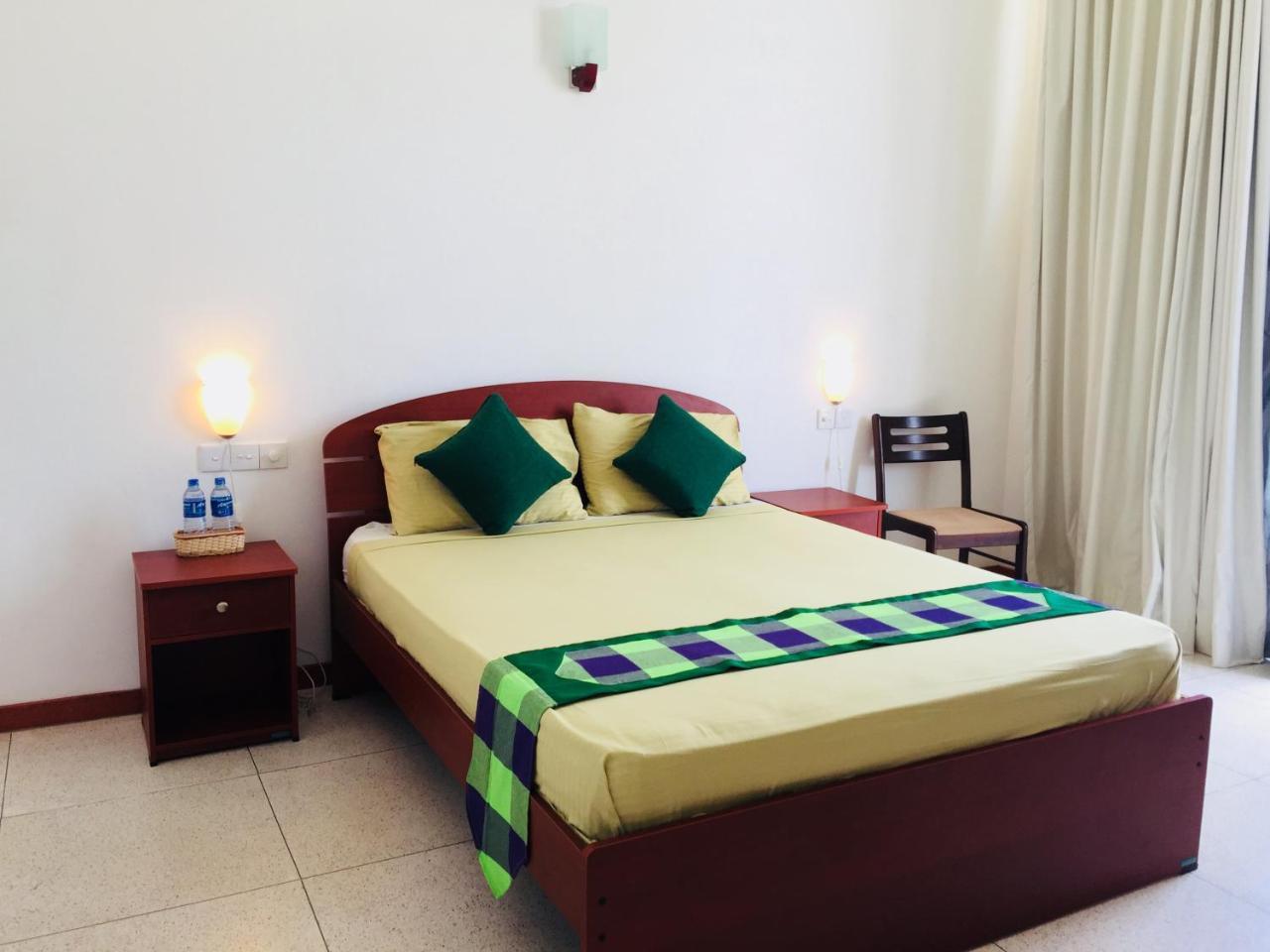 Aqua Marine Beach Resort Pasikuda Zewnętrze zdjęcie
